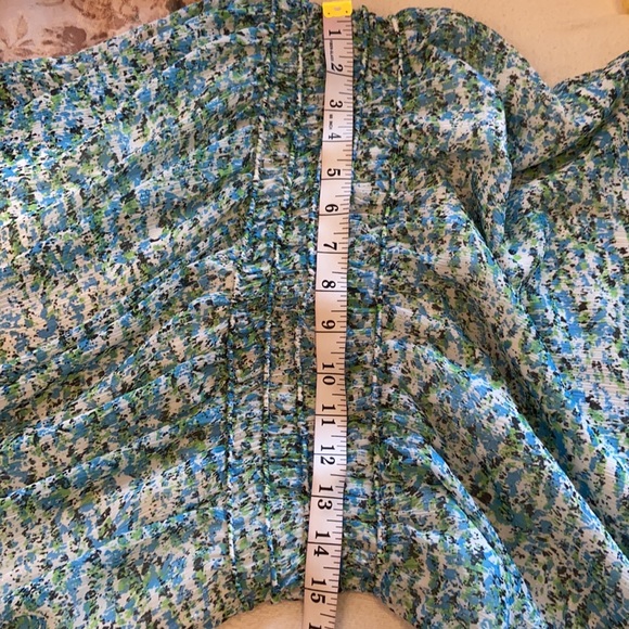 Dress - Picture 11 of 13